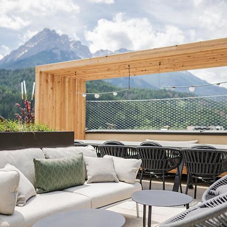 Hotel Löwe Innichen Buitenkant foto