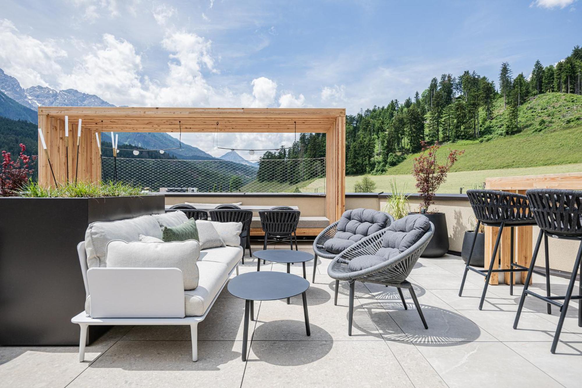 Hotel Löwe Innichen Buitenkant foto