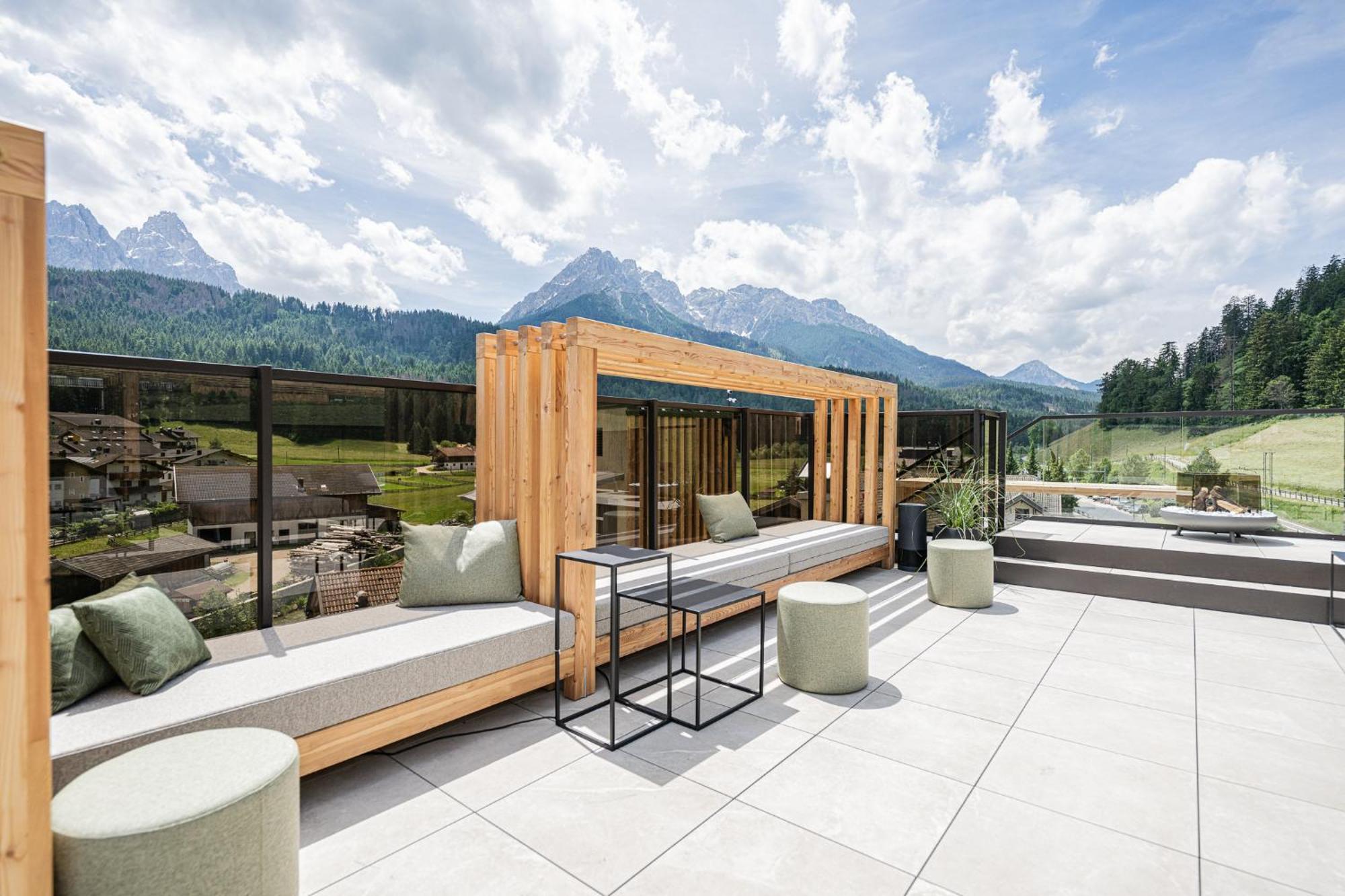 Hotel Löwe Innichen Buitenkant foto